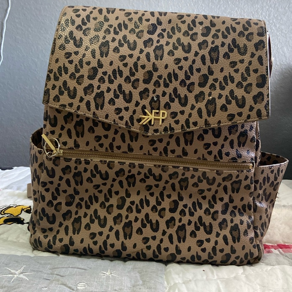 Freshly picked leopard print baby bag (backpack)